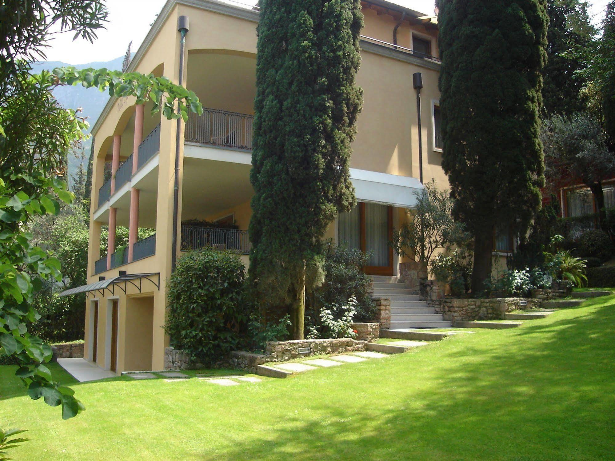 Villa Sopri Malcesine Exterior photo